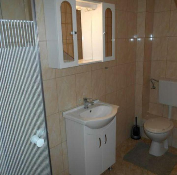 Apartman Vorosmarty Apartment บูดาเปสต์ ภายนอก รูปภาพ