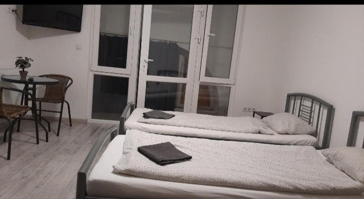 Apartman Vorosmarty Apartment บูดาเปสต์ ภายนอก รูปภาพ