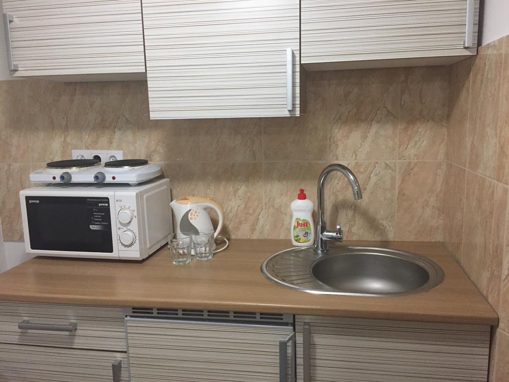 Apartman Vorosmarty Apartment บูดาเปสต์ ภายนอก รูปภาพ