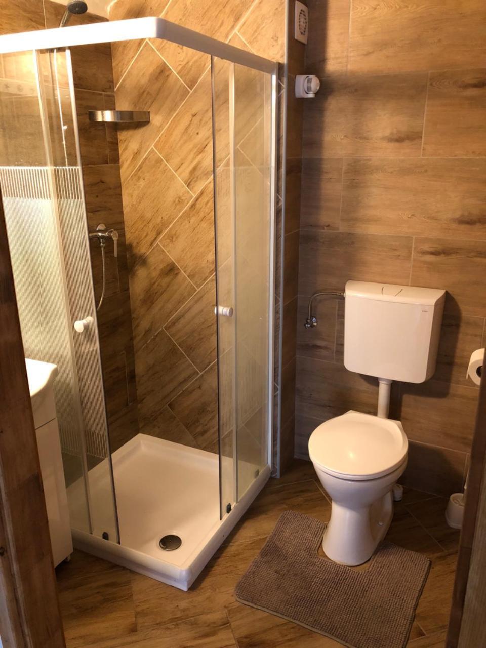 Apartman Vorosmarty Apartment บูดาเปสต์ ภายนอก รูปภาพ